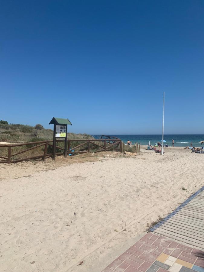 Altos De Campoamor Bagian luar foto